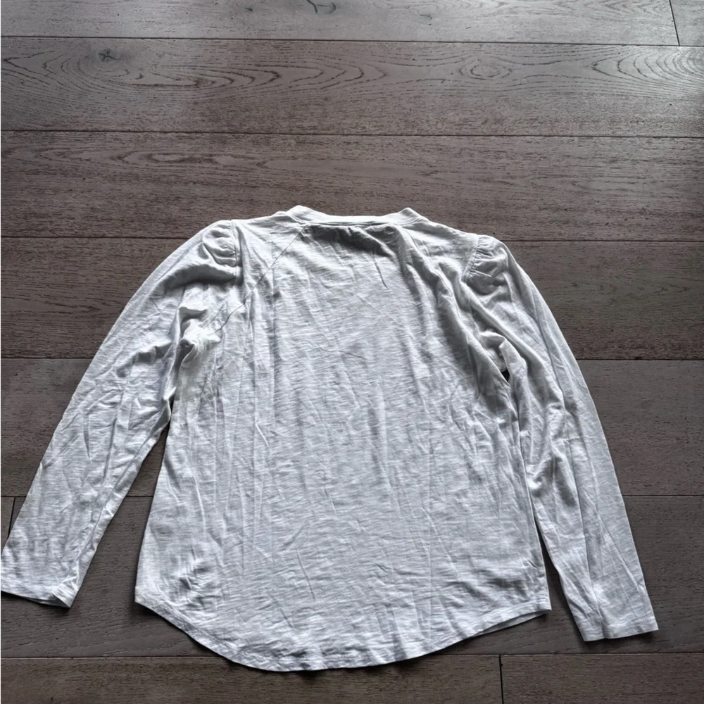 NEW VERONICA BEARD Bouvet Smocked Shoulder tee L Pima cotton